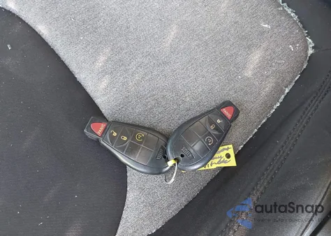 2014 Jeep Cherokee Latitude z USA, uszkodzony, nr VIN 1C4PJMCS7EW281654